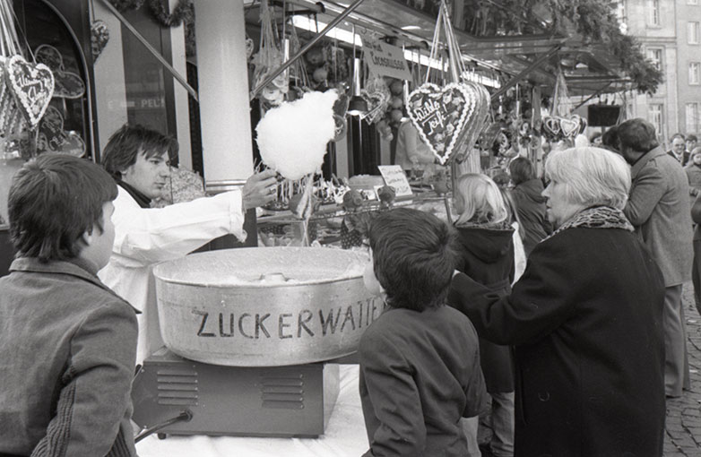 Am Zuckerwatte-Stand 1977